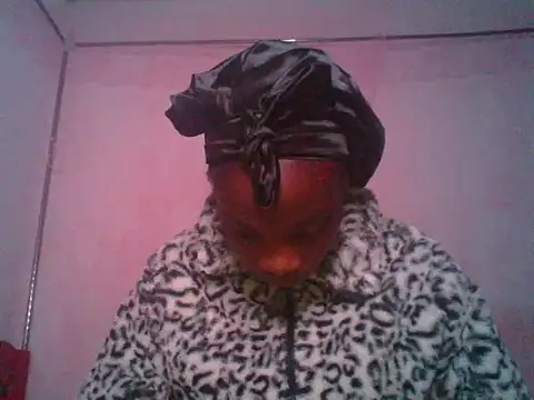 Slim shee online show from June 30, 9:47 pm