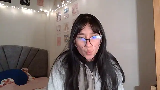 Zui Luh online show from July 14, 4:17 am