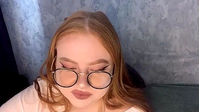 AgnesKiss  online show from July 10, 2:45 am