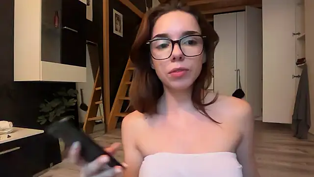 ivyflashh online show from July 12, 7:14 pm