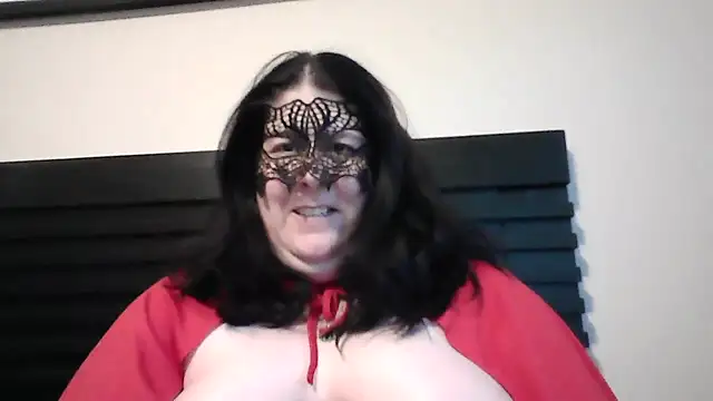 RavenRunee online show from July 12, 2:23 am