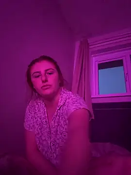 Redvelvetxx2 online show from June 28, 9:21 pm