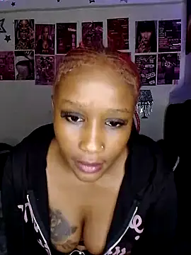 ChixieSpiffy online show from July 23, 7:11 pm
