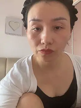yin25678 online show from July 14, 7:24 am