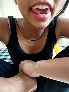 miss queen 3202 online show from July 12, 9:54 am
