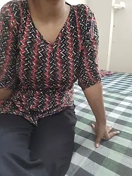 Avni singh  online show from July 3, 10:10 am