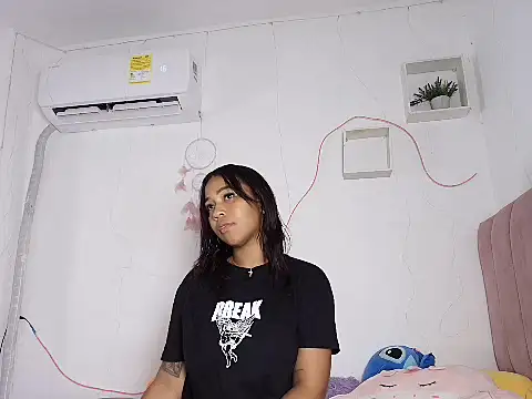 Iamsum online show from August 2, 2:47 am