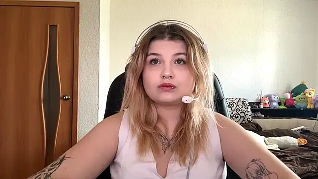 SparkleRichan online show from July 14, 2:27 am