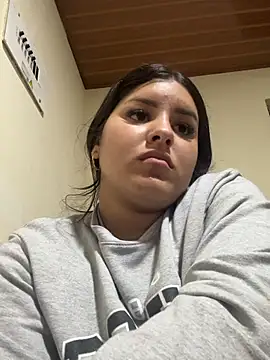 lamarucha nora online show from July 9, 2:14 am