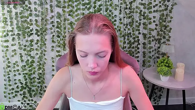 Neelly Collins online show from July 14, 9:03 am