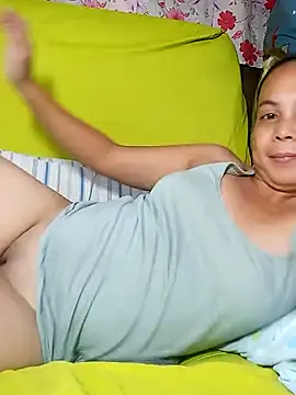 xxSweetiexx online show from August 1, 11:29 pm
