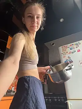 Amanda Spicy online show from July 12, 9:10 am