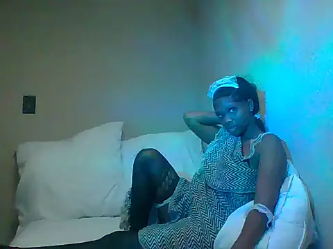 Naughtybunnyworx online show from July 8, 9:39 pm