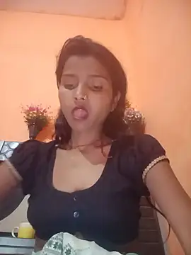 Chandni8090 online show from July 17, 7:57 am