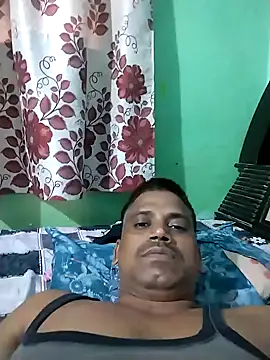 Hotypooja1 online show from August 4, 3:45 am