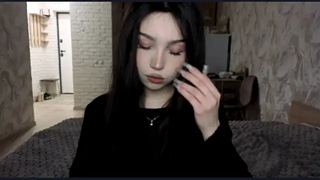 AmieSky online show from July 12, 6:42 pm