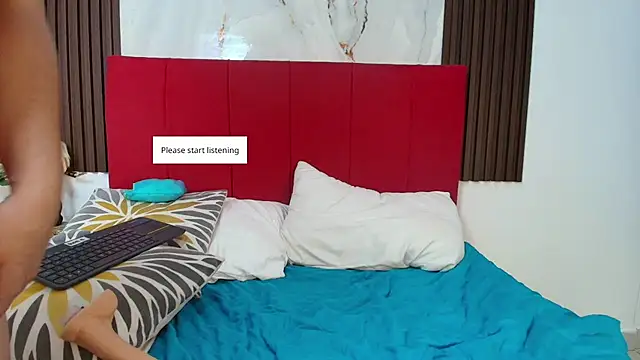 scarlet  rouse online show from July 9, 7:49 pm
