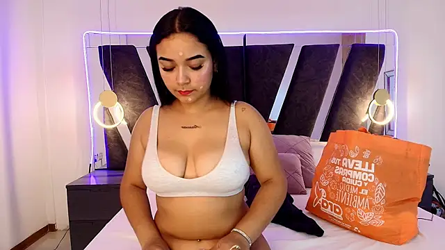 amber jhonson   online show from July 11, 9:59 pm