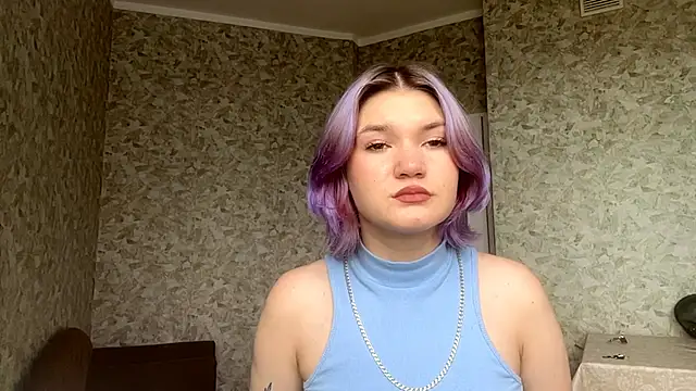 PearlyCafferky online show from July 13, 11:11 am
