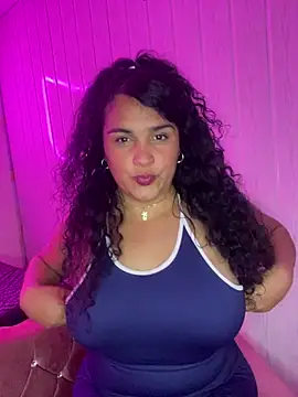 taylor honeey online show from July 18, 3:32 am