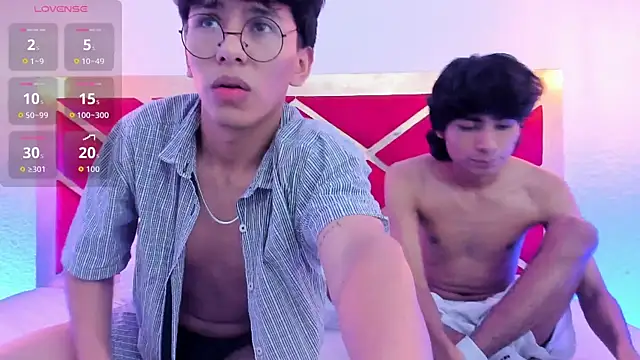 Good boyss  online show from July 29, 12:10 am