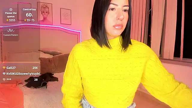 Isabella ev online show from July 14, 2:05 am