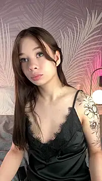 BabyJuliiet online show from July 13, 6:36 am