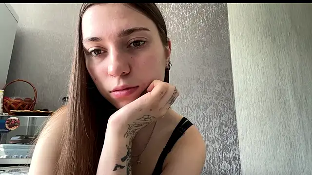 LilliamDowling online show from July 14, 10:21 am