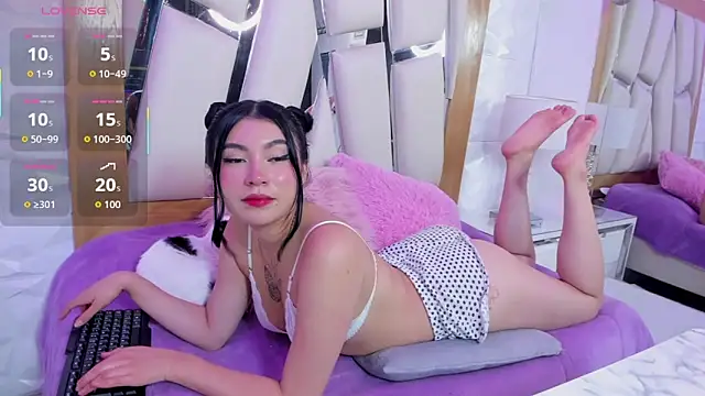 Lilith West online show from July 14, 11:31 pm