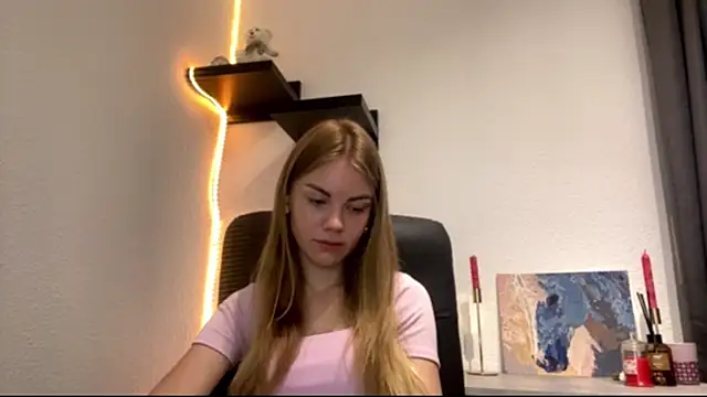 SunnyStrike online show from July 14, 8:08 am