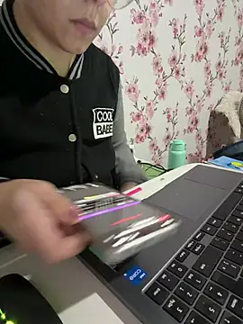 bru-bru online show from July 14, 1:27 pm