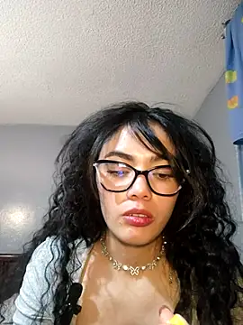 laura mon online show from August 5, 2:40 am