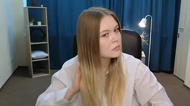 HortensiaHall online show from July 24, 3:48 am