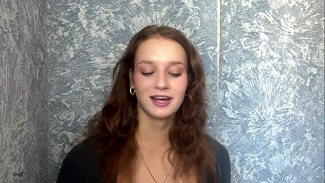 DelmyHyzer online show from August 4, 9:04 am