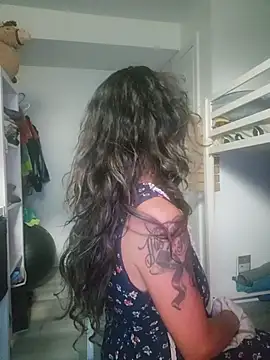 RebelRileyX online show from July 27, 9:23 pm
