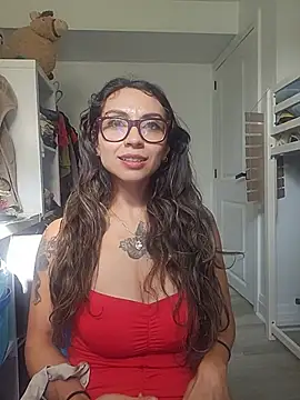 RebelRileyX online show from July 31, 9:27 pm