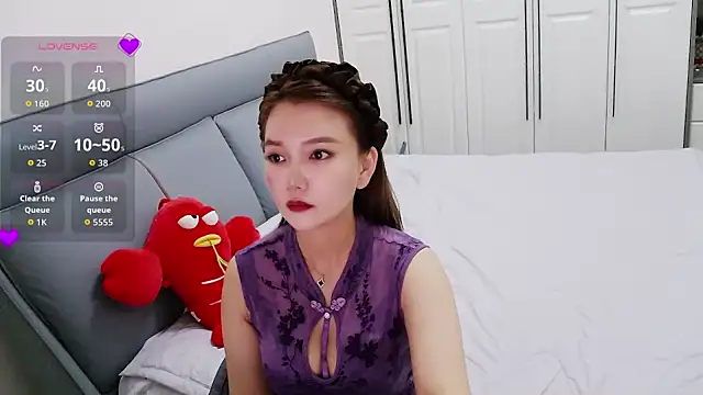 LucyLin-d2 online show from July 27, 7:38 am