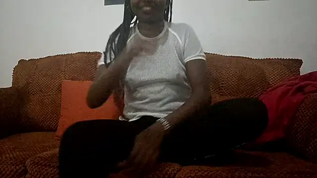 nutellass online show from July 29, 4:29 pm