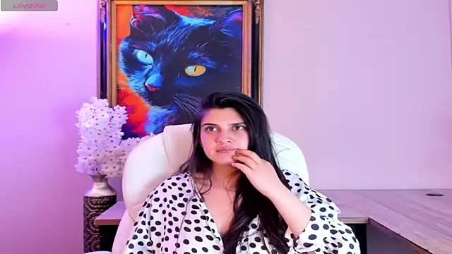 julianaaldanaa online show from July 28, 7:39 pm