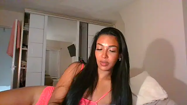 lilithjade77 online show from August 2, 2:47 am