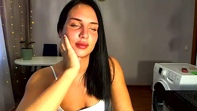 lola hola online show from July 30, 10:54 pm