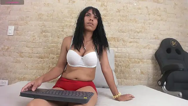 tamy landucci online show from July 30, 7:04 pm