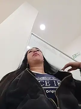 LIZETH 09 online show from August 3, 3:18 pm