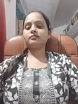 Kiran-Pandey online show from August 3, 8:25 pm