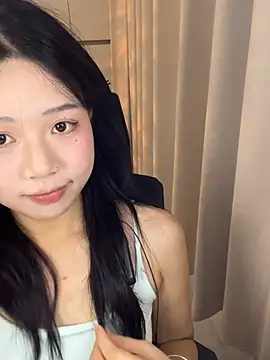 Sweet    online show from August 3, 1:50 pm