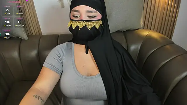 zui sakina online show from August 4, 10:27 pm