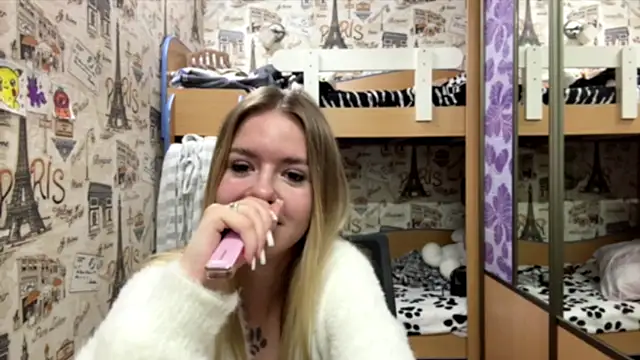 babycuteshy online show from August 8, 9:56 pm