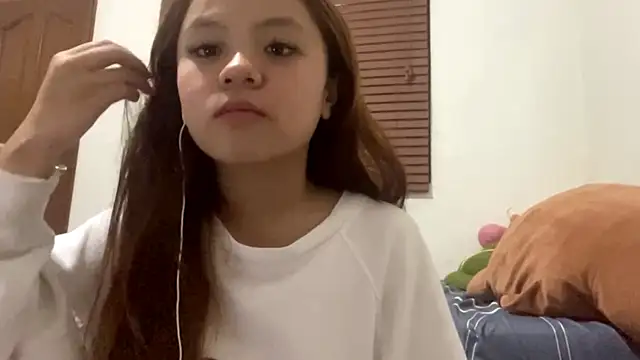 SteffanieHearson online show from August 9, 3:26 pm