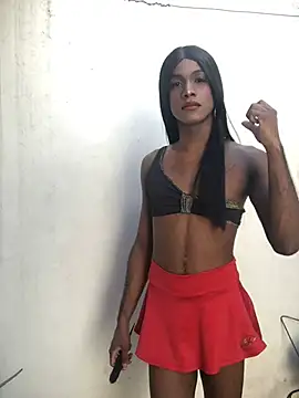 Giiada Miller online show from August 8, 8:50 pm