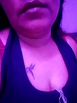 SEXY AUNTYY online show from August 9, 8:56 pm